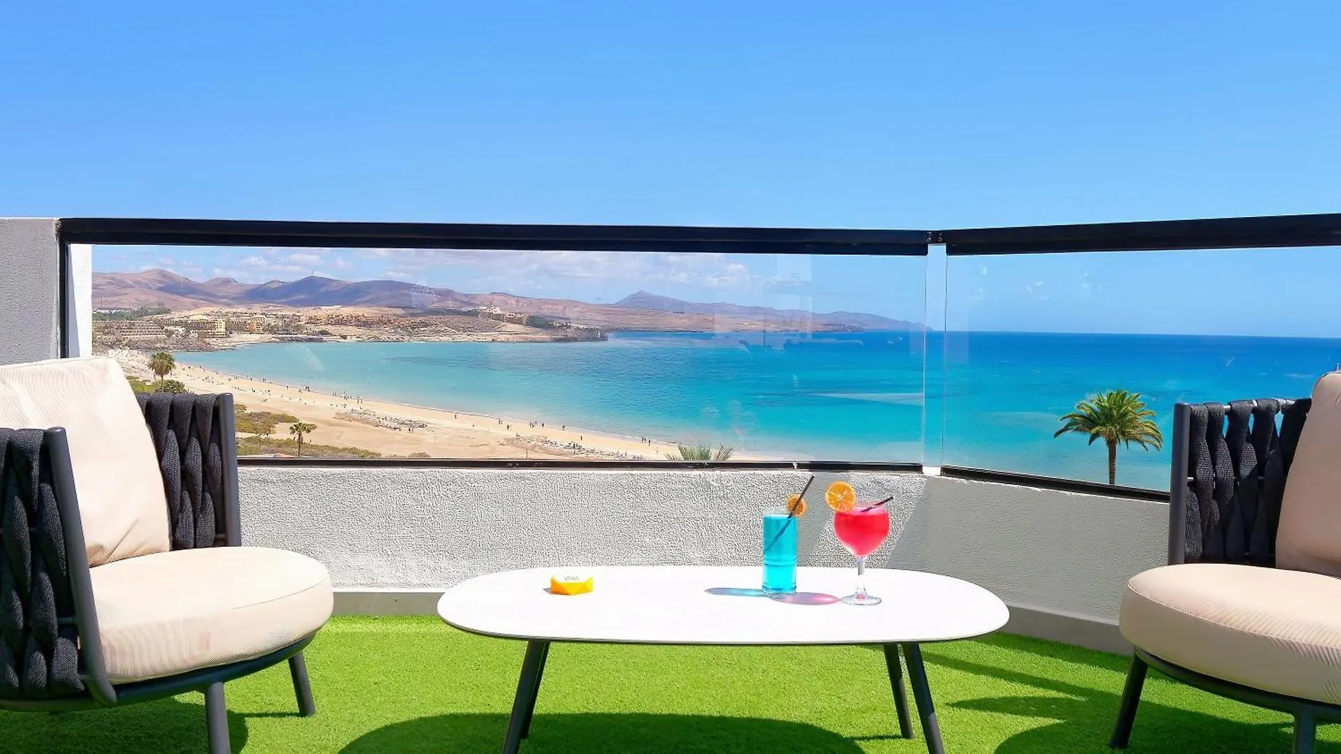 R2 Higos Beach 코스타카르마